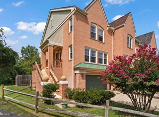 14385 Uniform Dr, Centreville, VA 20121