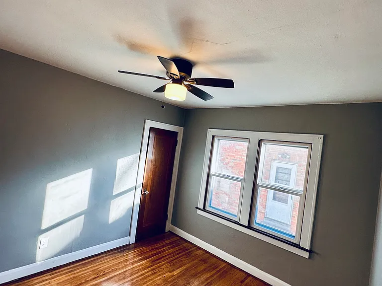 2913 Northwood Ave #1 — Photo 6