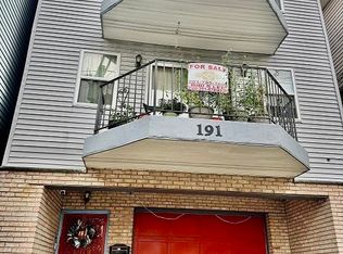 191 Griffith St, Jersey City, NJ 07307