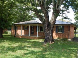 220 Azalea Dr, Rock Island, TN 38581