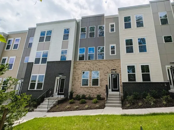 17904 Alicia Ave, Dumfries, VA 22026