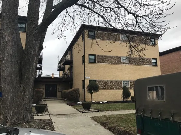 2433 N 77th Ct #2ES, Elmwood Park, IL 60707