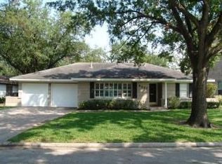 8527 Hatton St, Houston, TX 77025