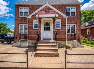 220 Taylor Ave #B, Essington, PA 19029