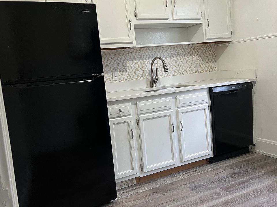 1st image of 3411 N Club Crest Ave Unit 2