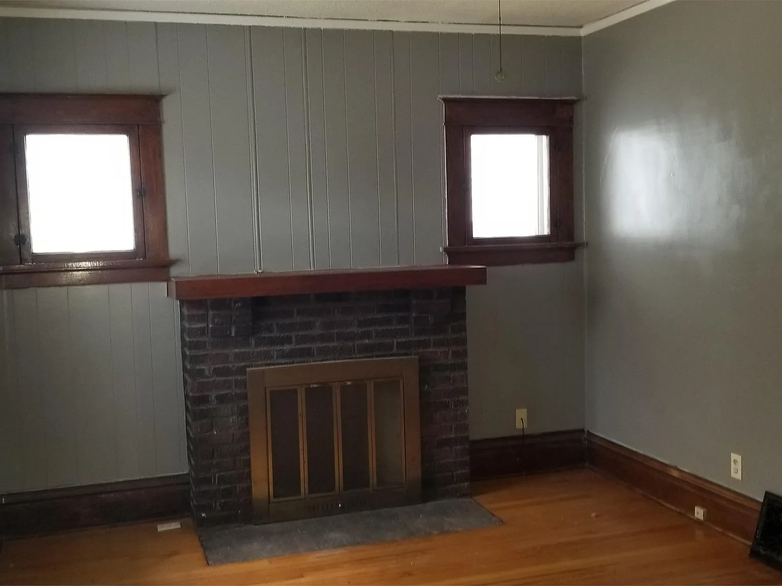 1051 Daniels Street NE - 1 — Photo 2