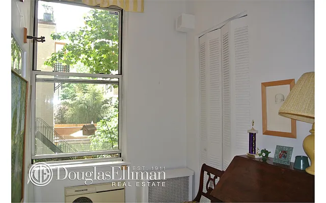 Sold by Douglas Elliman | media 8