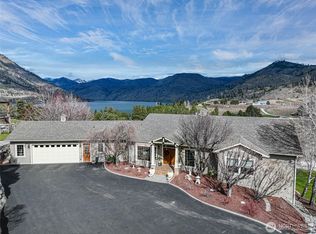 720 Loop Ave, Manson, WA 98831