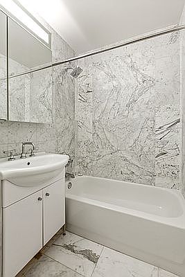 5th image of 56 Pine St #13D