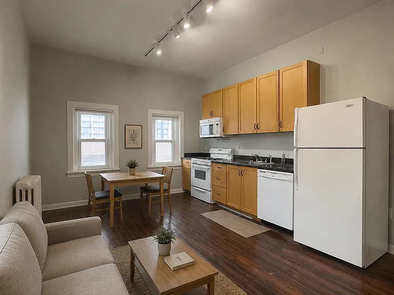 2031 Curtis St — Photo 7