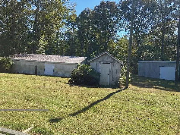 2 bed, 1.5 bath, 1646 sqft, $1,375 — Photo 4