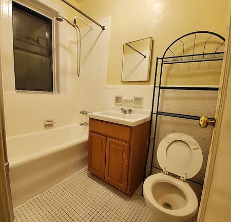 4th image of 86-22 98th St #4E