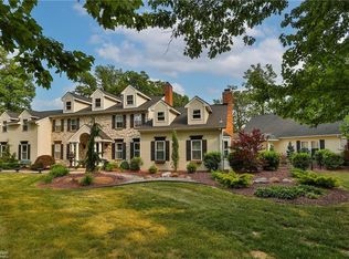 3633 E View Dr N, Orefield, PA 18069