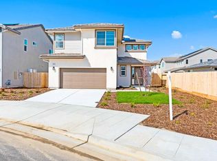 1344 W Nelson Ct, Fowler, CA 93625