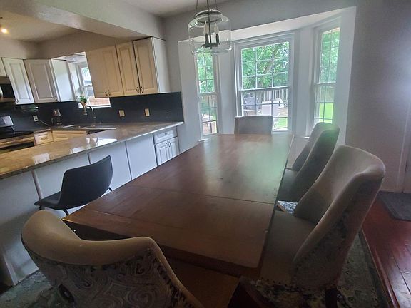 4th image of 351 Lottie Ln