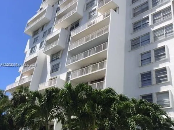 150 SE 25th Rd, Miami, FL