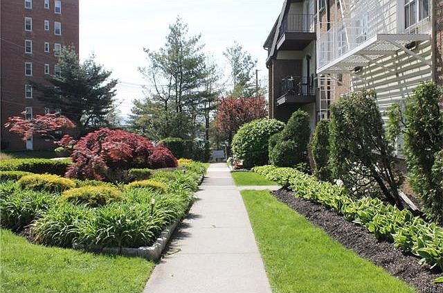1st image of 302 Piermont Ave APT 2B