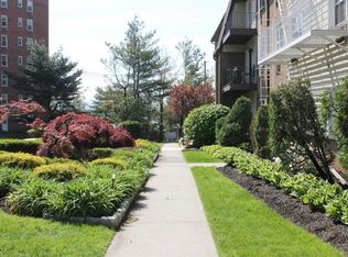 302 Piermont Ave APT 2B, Nyack, NY 10960
