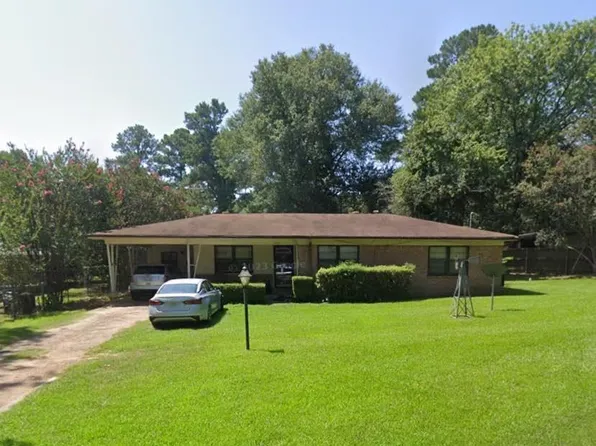 1307 Pine Hill Dr, Jefferson, TX 75657