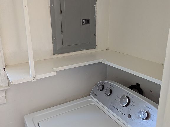 4th image of 843 Union St Floor 2