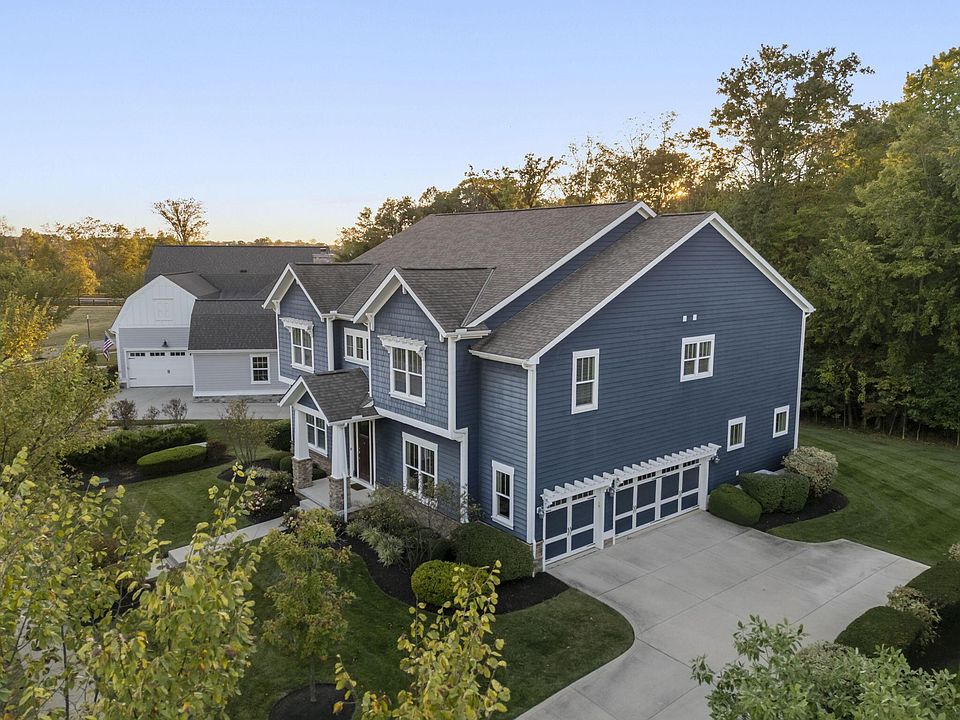 1st image of 10695 Arrowwood Dr