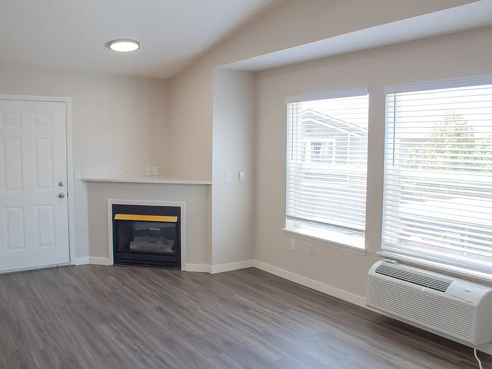 15050 NW Central Dr #1103