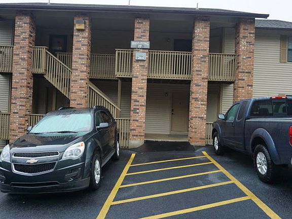 2nd image of 264 Turnberry Dr Unit 1