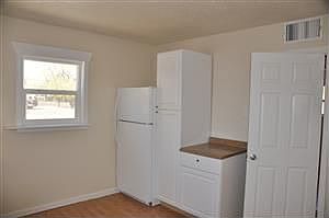 2nd image of 125 S 11th St APT 6