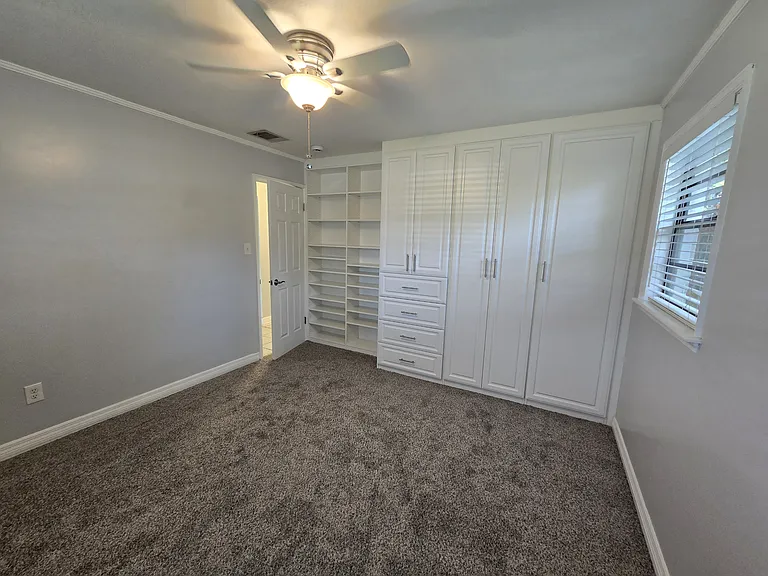 420 Indiana Ave — Photo 11