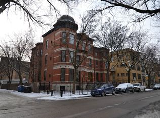 537 W Fullerton Pkwy #2F, Chicago, IL 60614