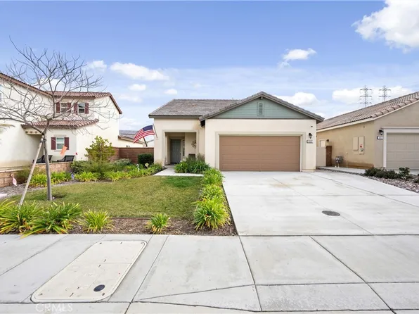 1009 Avocet Ct, Calimesa, CA 92320