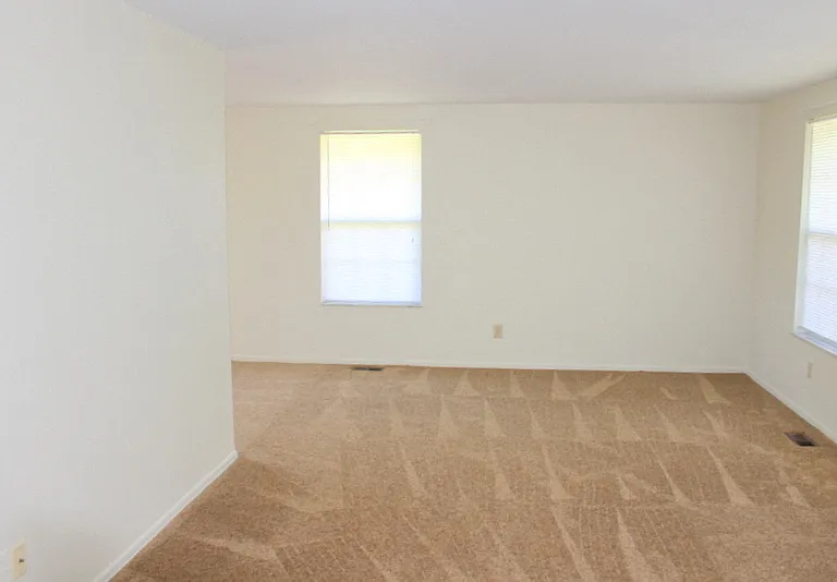 5618 Troy Villa Blvd — Photo 2