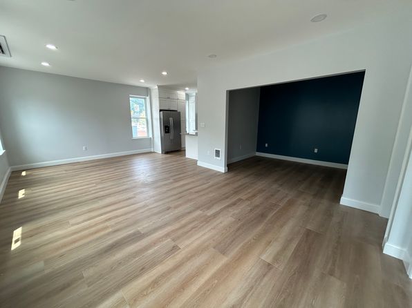 243 Vine St #3