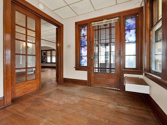 5th image of 2136 S 72nd STREET