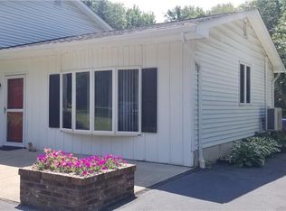 62 Conifer Dr #A, Northford, CT 06472