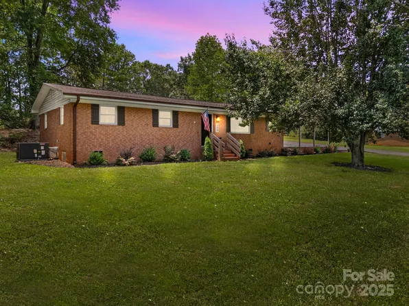 204 S Kendall St, Norwood, NC 28128