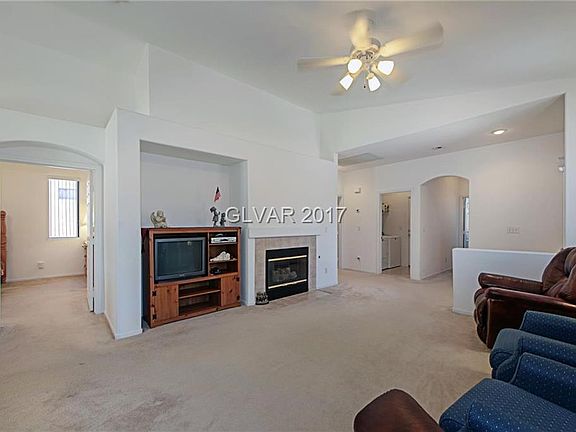 4th image of 97 Cree Ave