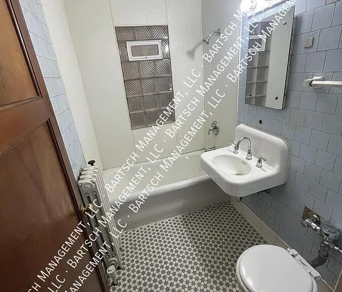 4904 W Vliet St #4 — Photo 8