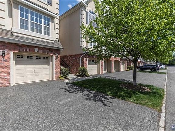3rd image of 144 Blue Heron Dr #144
