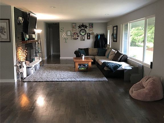 3rd image of 6426 163rd Ave SE