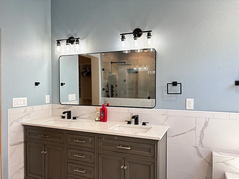 414 Galleria Dr #4 — Photo 38