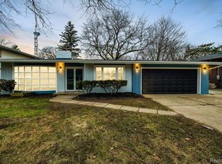 4107 Greenbrook Ln, Flint, MI 48507