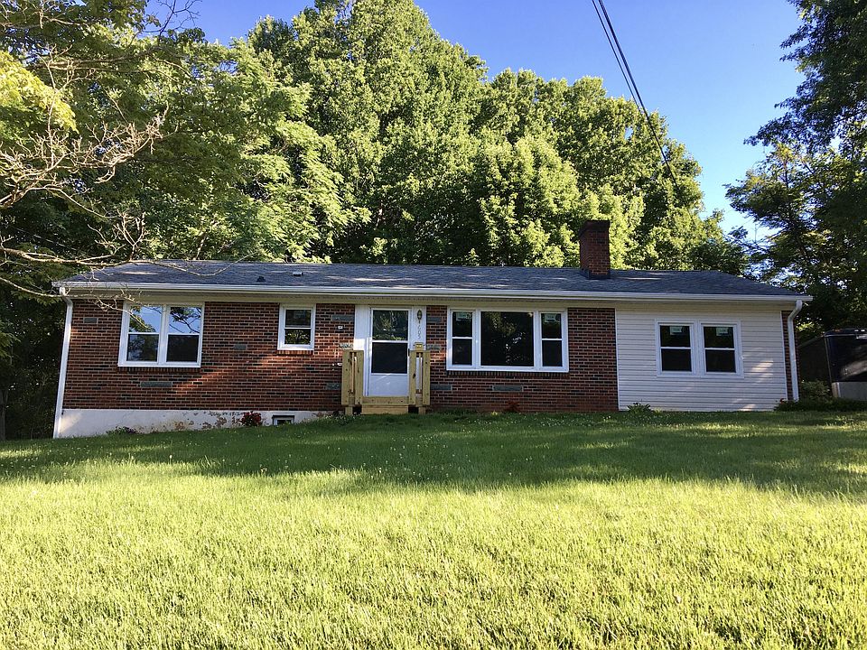 1st image of 4605 Ferncliff Dr #A