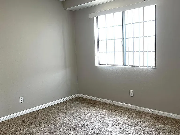 121 N Muscatel Ave #A — Photo 10