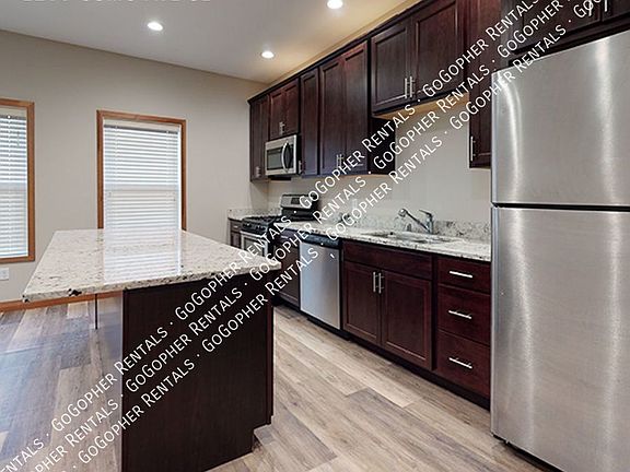 2nd image of 1200 Como Ave SE