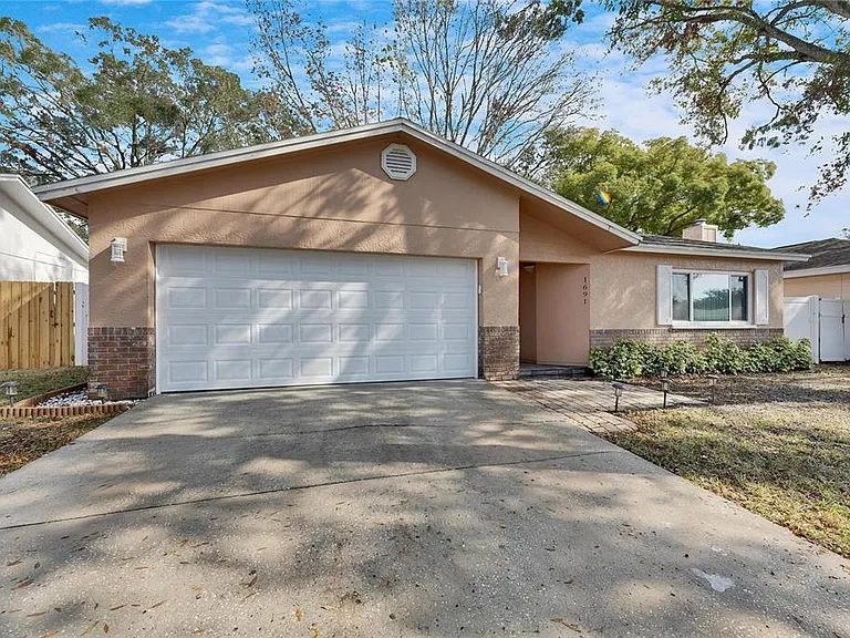 1691 E Orangecrest Ave — Photo 3