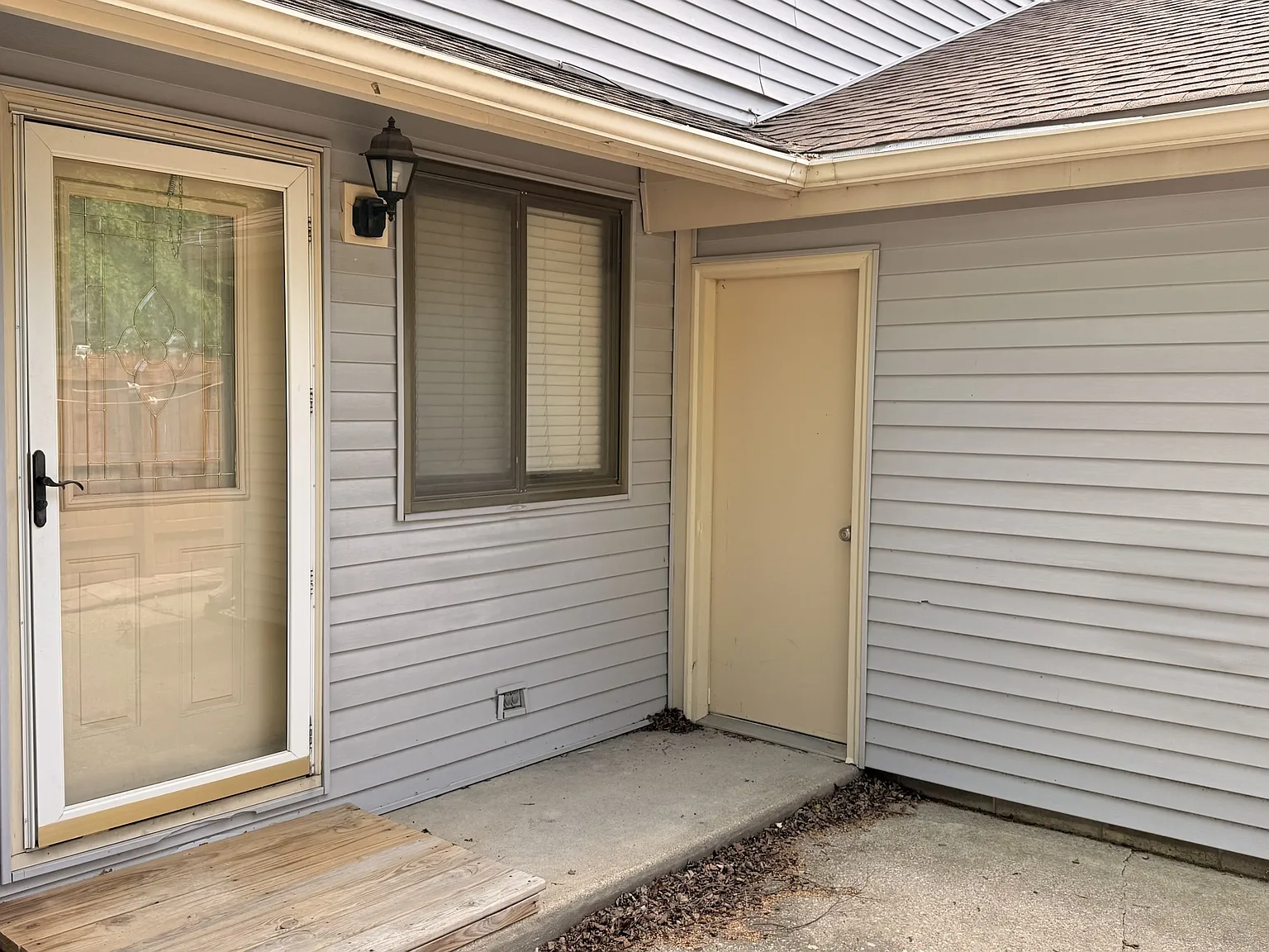 937 Breezewood Circle - 1 — Photo 4