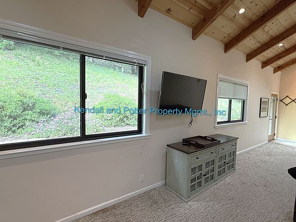 4th image of 3429 Porter Gulch Rd