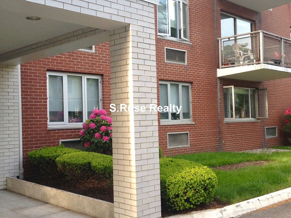 1st image of 135 Coolidge St #205