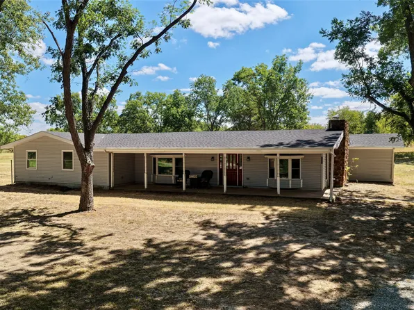 104 Highway 56, Okemah, OK 74859